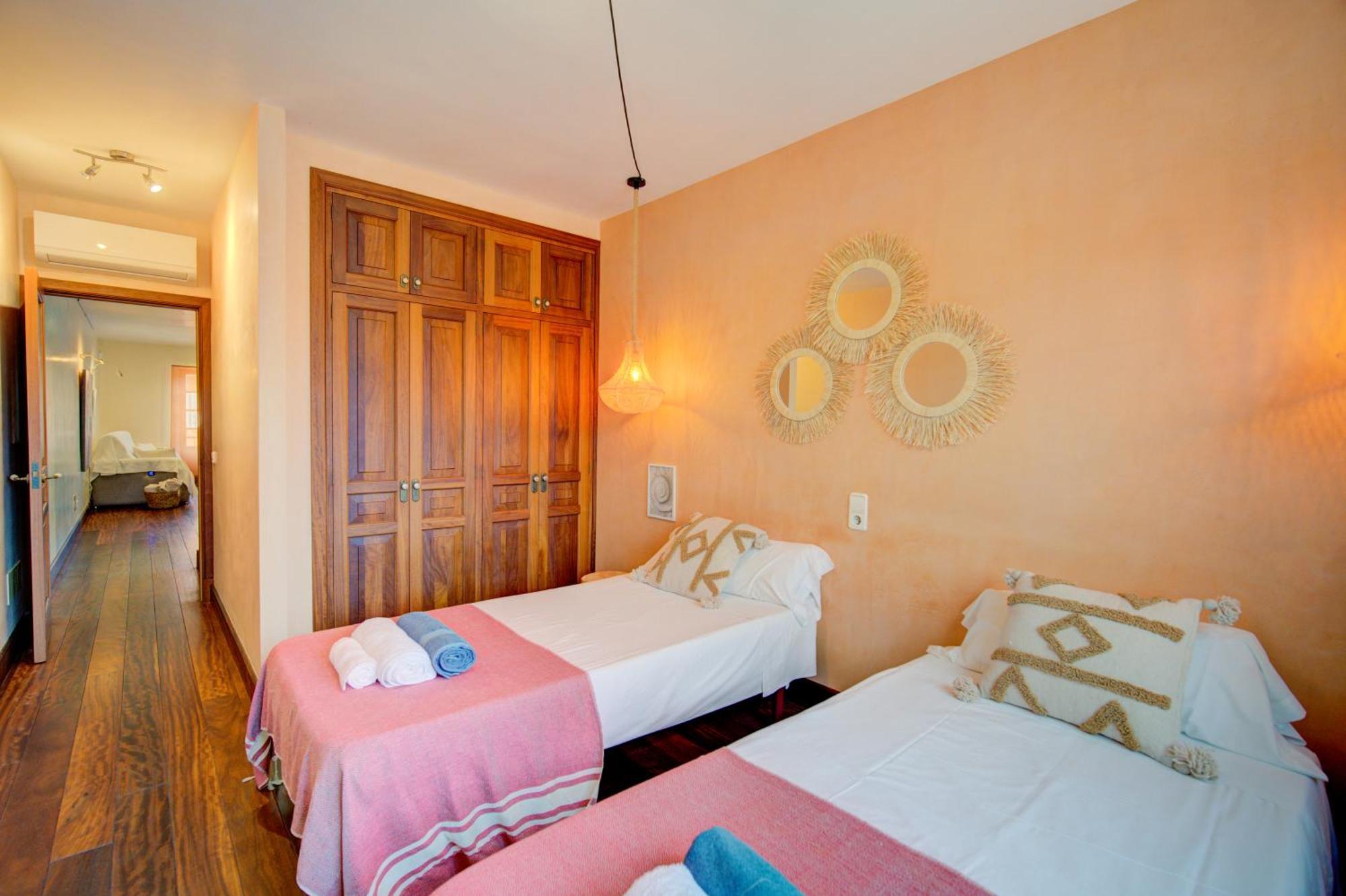 산트 유이스 Casa Boutique Xalam " Piscina Climatizada, Jacuzzi, Billar " 빌라 외부 사진