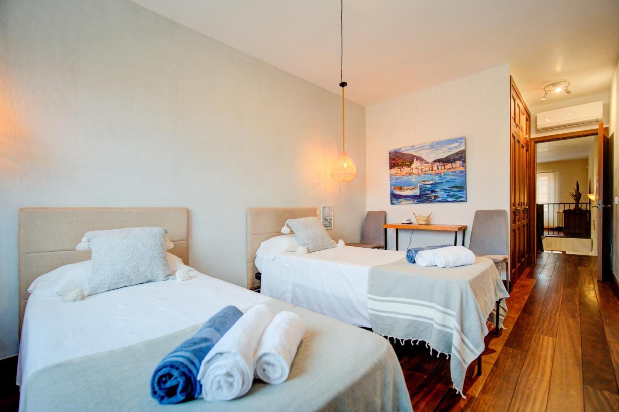 산트 유이스 Casa Boutique Xalam " Piscina Climatizada, Jacuzzi, Billar " 빌라 외부 사진